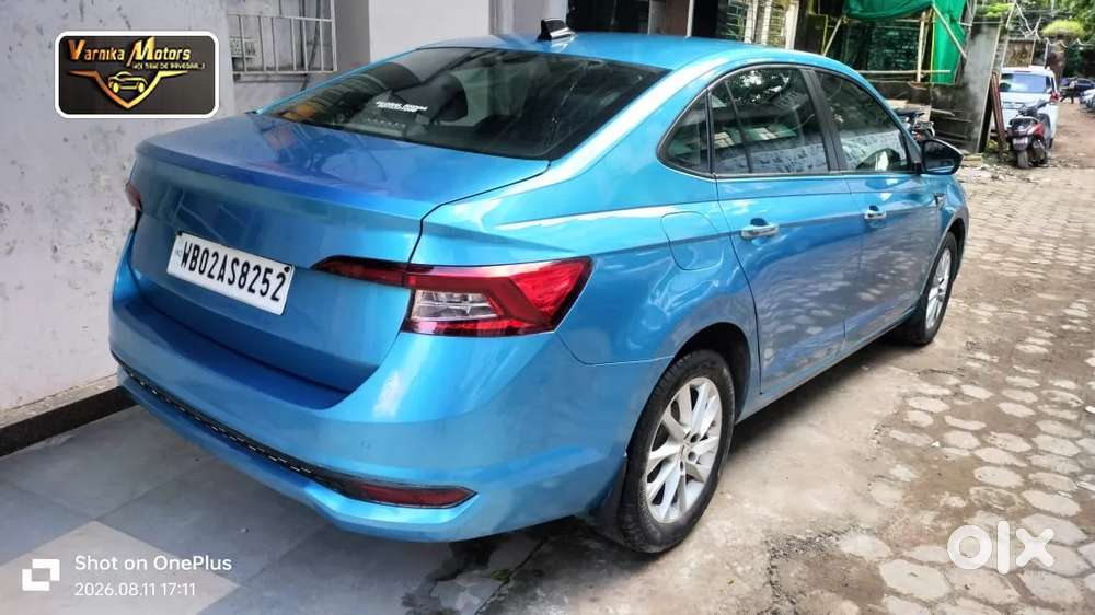 Skoda Slavia Ambition 1.0l Tsi At, 2022, Petrol