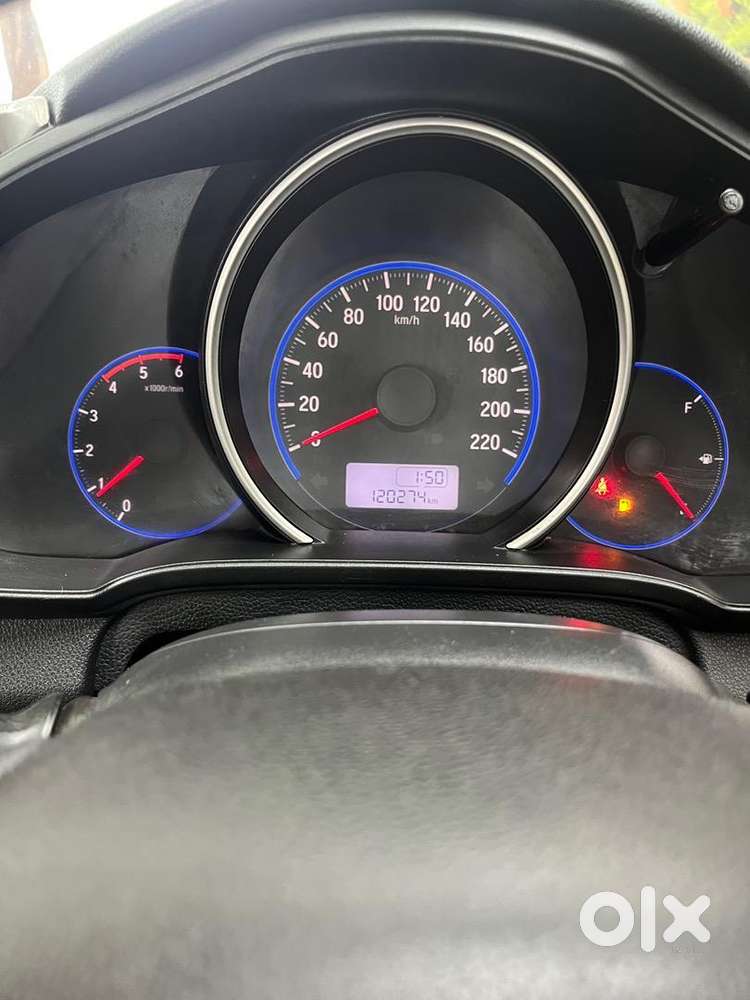 Honda Jazz 2016 Diesel Well Maintained
