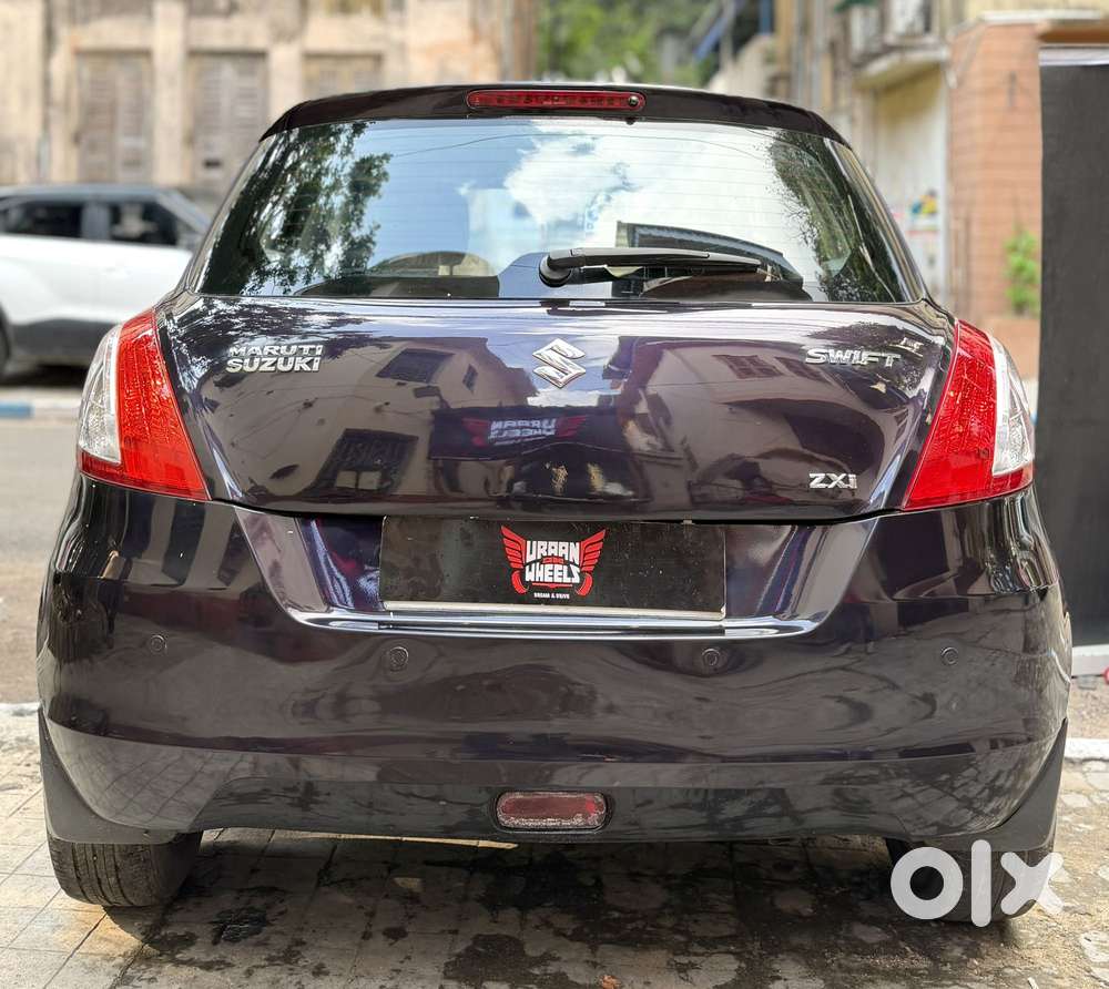 Maruti Suzuki Swift Vvt Zxi, 2017, Petrol
