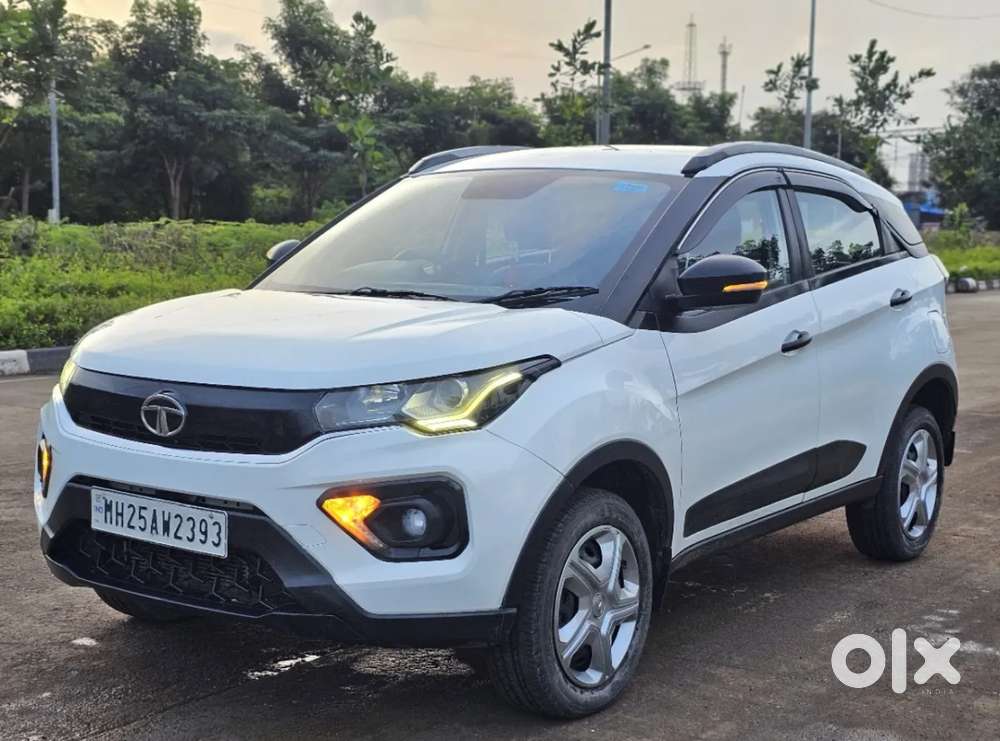 Tata Nexon 1.2 Revotron Xm, 2022, Petrol