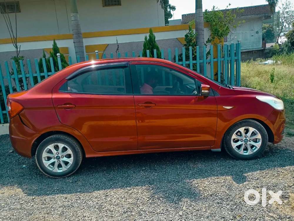 Ford Figo Titanium 2017