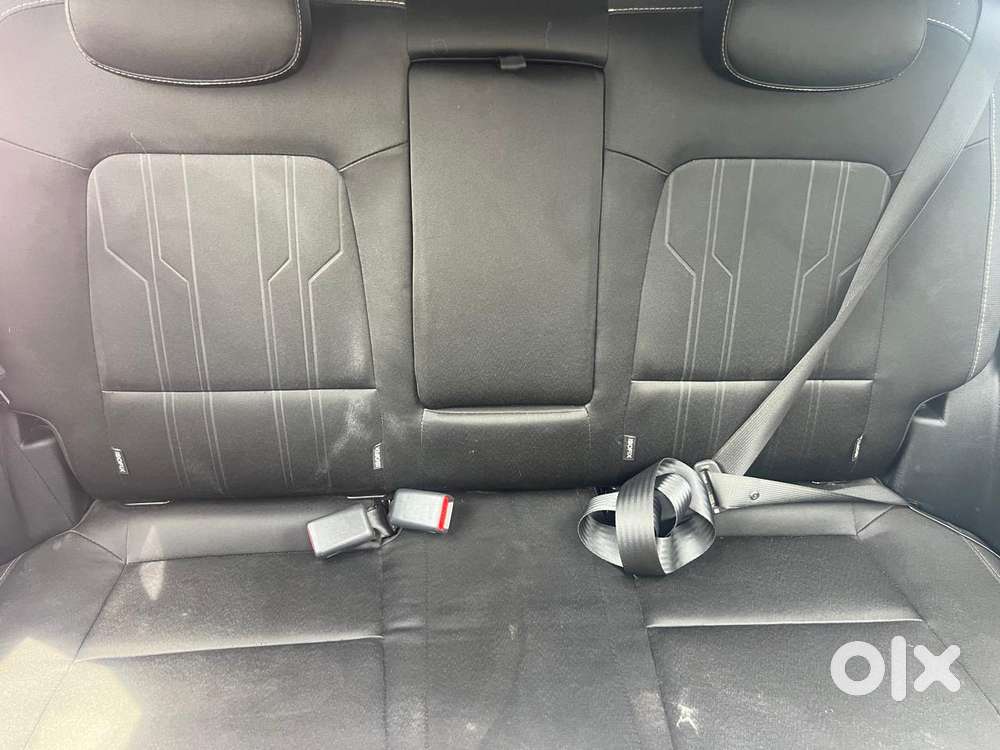 Hyundai New I20 1.2 Asta (o) Ivt, 2022, Petrol