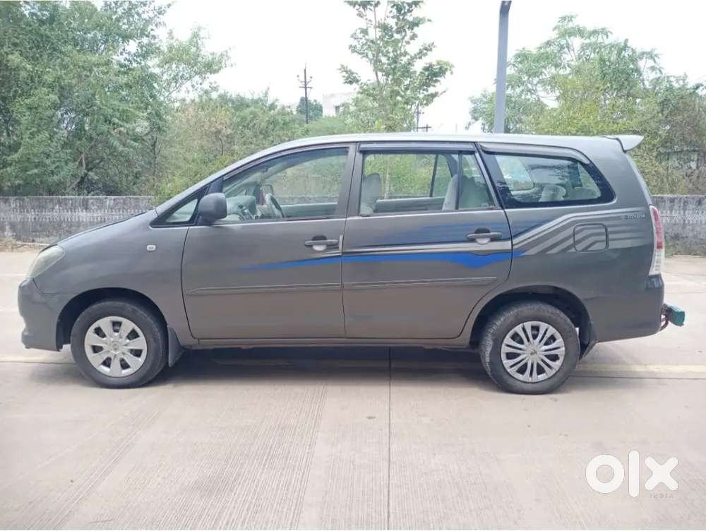 Toyota Innova 2.5 Gx 2011
