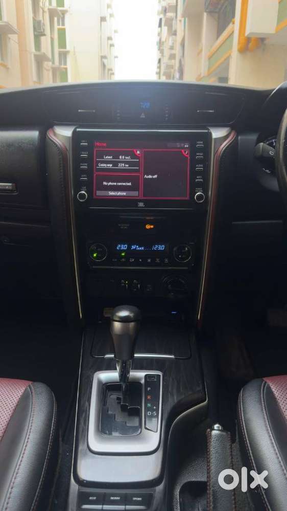 Toyota Fortuner Legender 4x4 At 2.8, 2022, Diesel