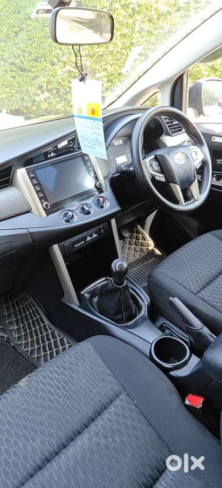 Toyota Innova Crysta 2.4 G Mt 7 Str, 2022, Diesel