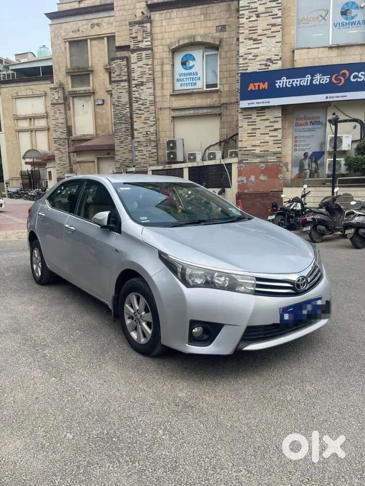 Toyota Corolla Altis 2015 Petrol