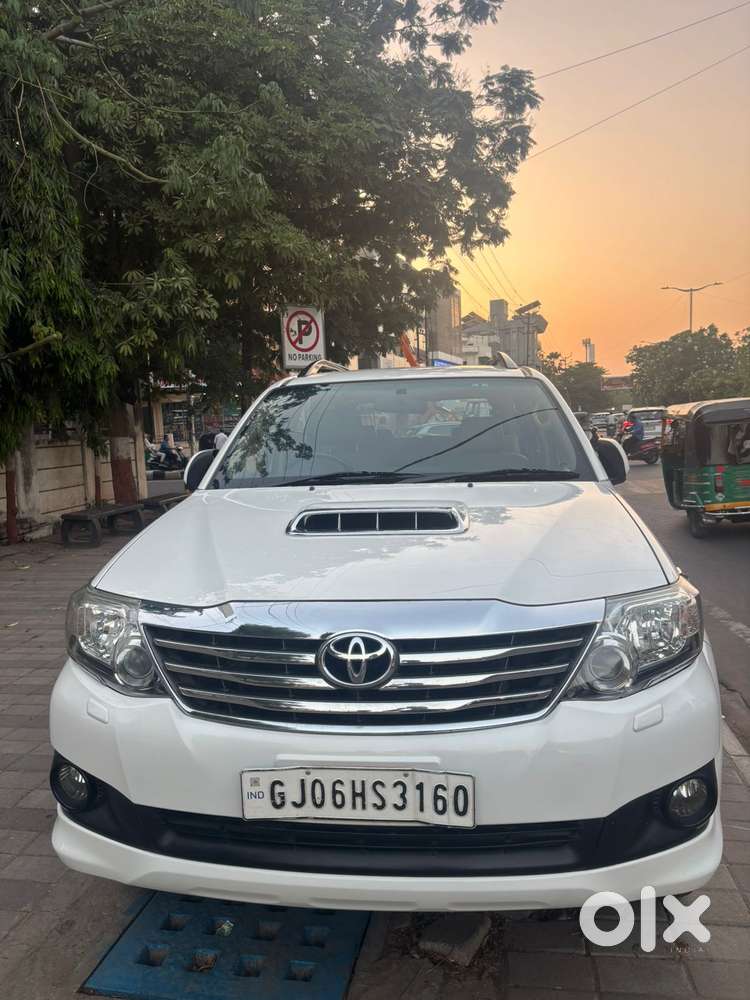 Toyota Fortuner 2.5 4x2 Mt Trd Sportivo, 2014, Diesel
