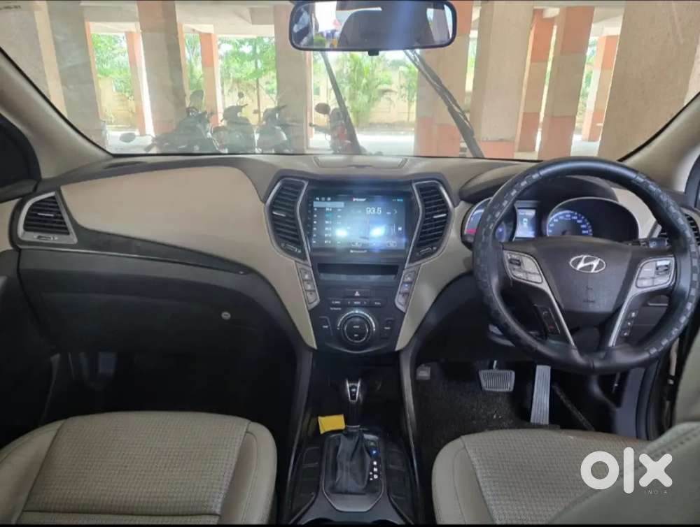 Hyundai Santa Fe 2015 Automatic Diesel