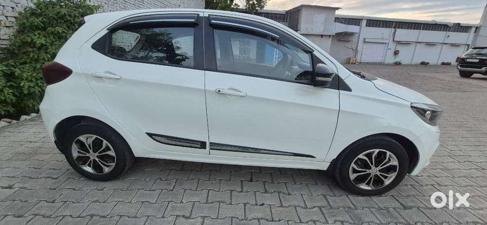 Tata Tiago 1.2 Revotron Xt Rhythm, 2023