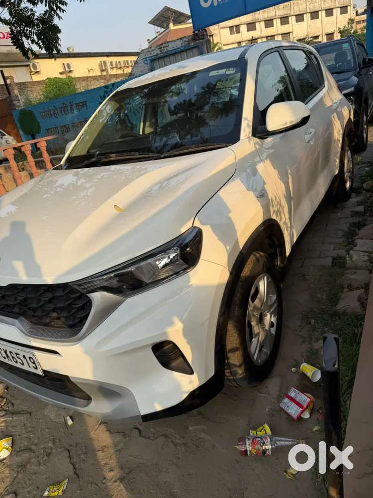 Kia Sonet Petrol 2021