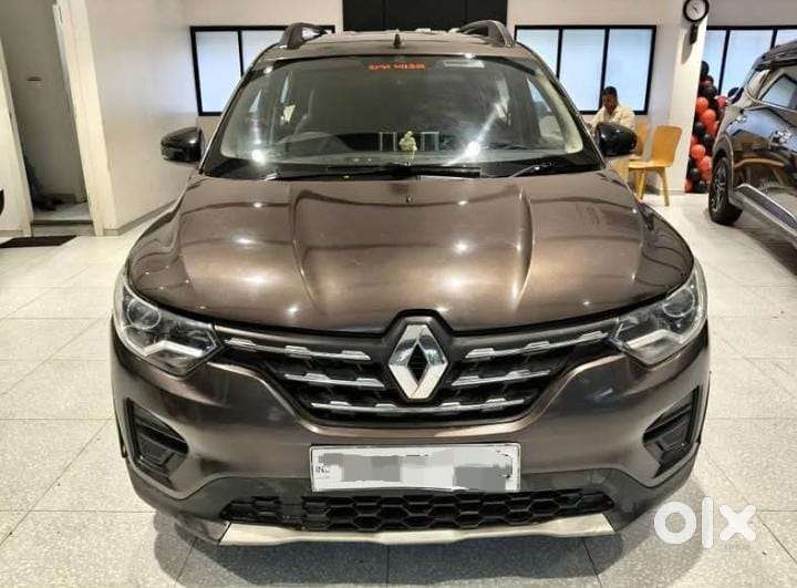 Renault Triber Rxz, 2022, Petrol