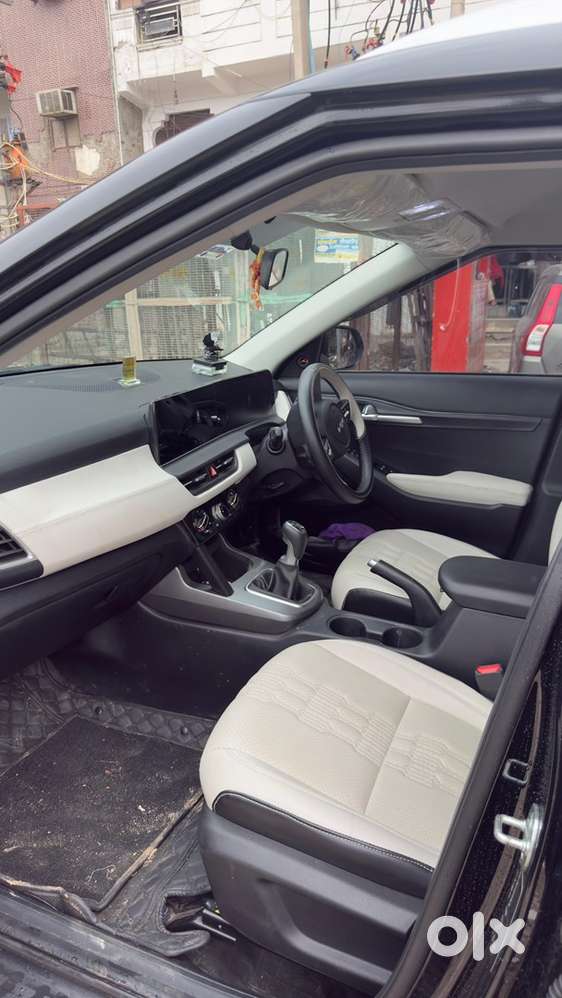 Kia Seltos 1.5 Petrol 2025