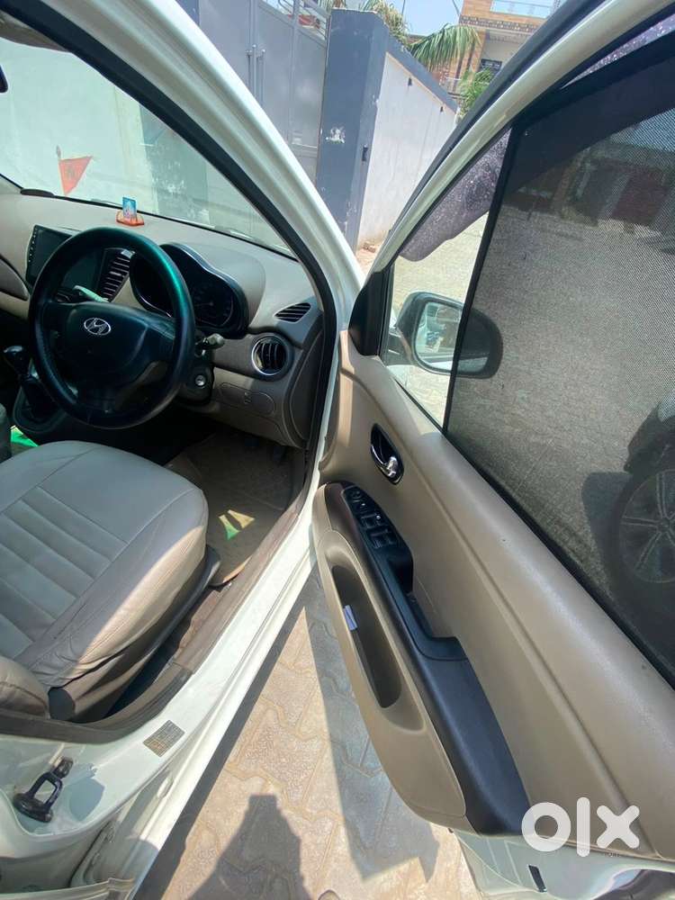 Hyundai I10 Sportz Petrol 2011