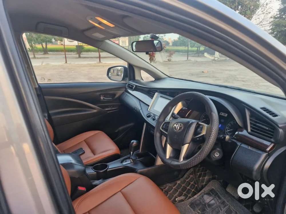 Toyota Innova Crysta [2020-ongoing] 2.7 Gx At 7 Str, 2020, Petrol