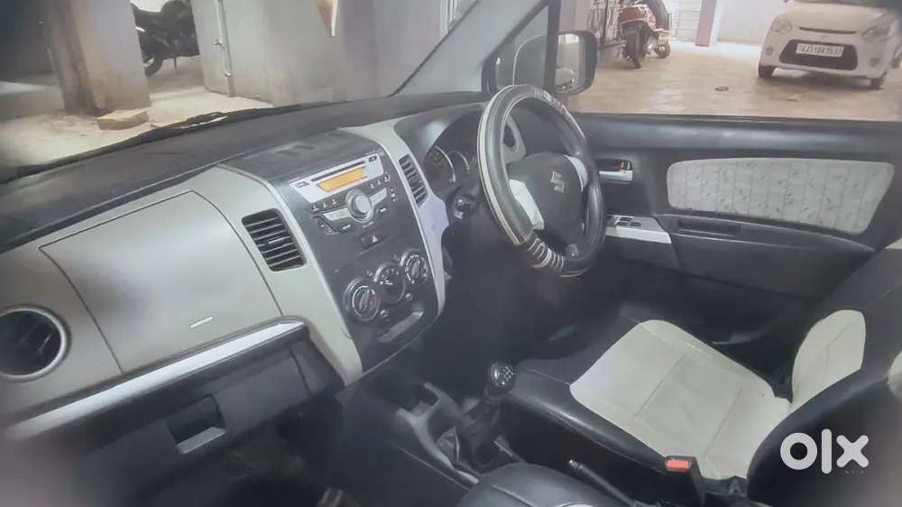 Wagonr Vxi Petrol+ Cng Full Keet