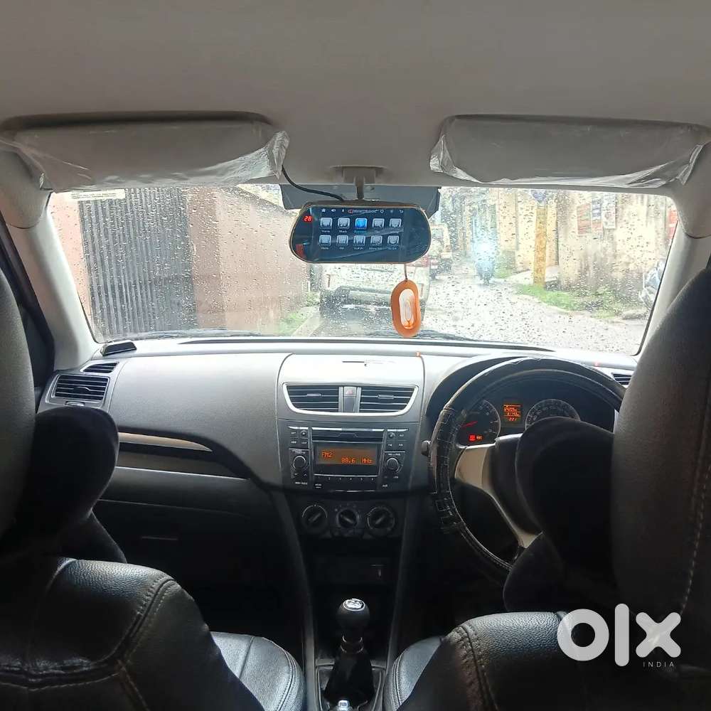 Maruti Suzuki Swift 1.2 Vxi 2017