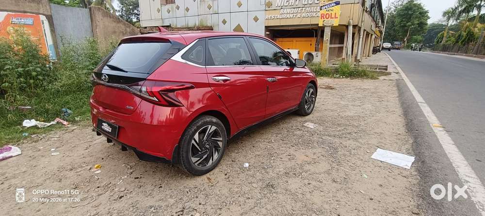 Hyundai I20 Asta (o) 1.2 Mt Dual Tone, 2022, Petrol