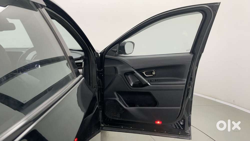 Tata Harrier Xz Plus Dark Edition, 2022, Diesel