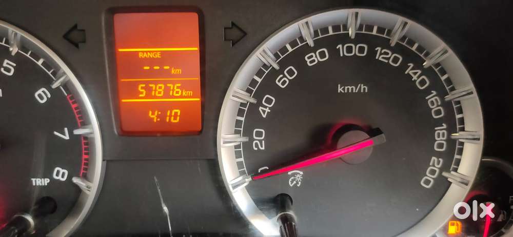 Maruti Suzuki Swift Vxi + Manual, 2017, Petrol