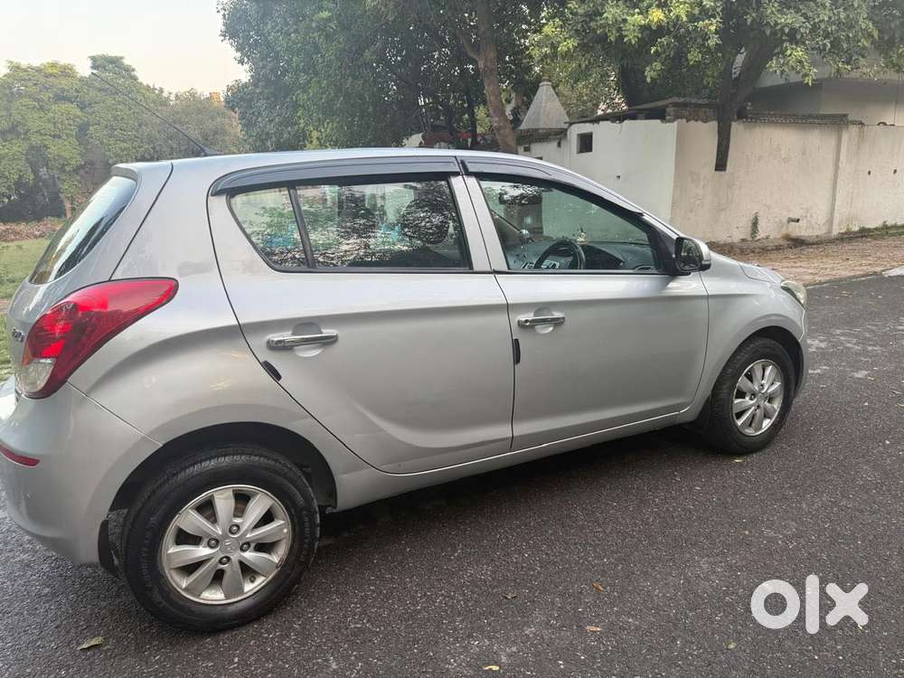 Hyundai I20 Sportz 1.2 Bs-iv, 2013, Petrol
