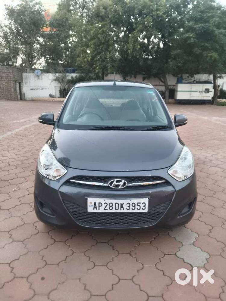Hyundai I10 Sportz, 2011, Petrol