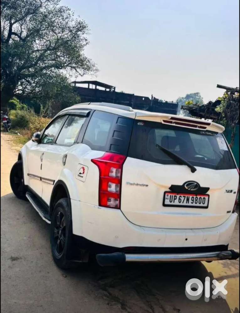 Mahindra Xuv500 2015 Diesel 90000 Km Driven