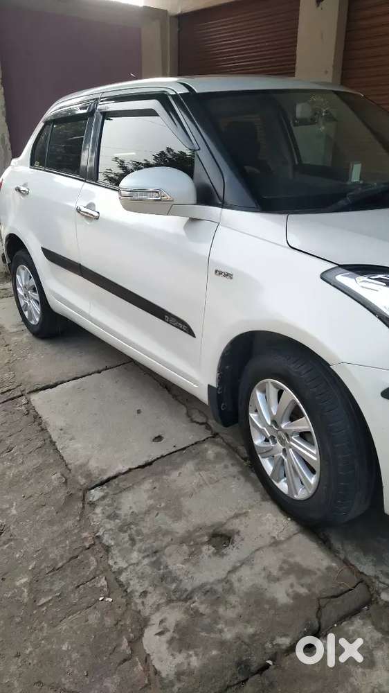 Maruti Suzuki Swift Dzire 2017 Diesel 68000 Km Driven