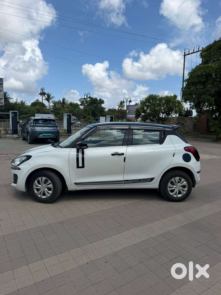 Maruti Suzuki Swift Vxi + Manual, 2019, Petrol
