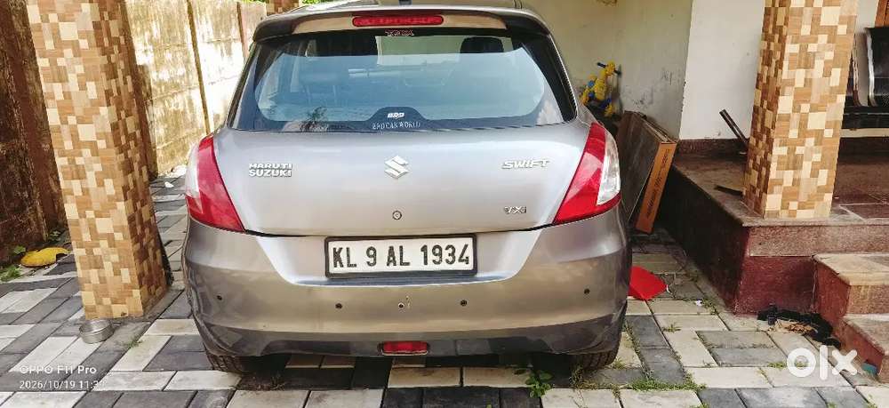 Maruti Suzuki Swift 1.2 Vxi 2016
