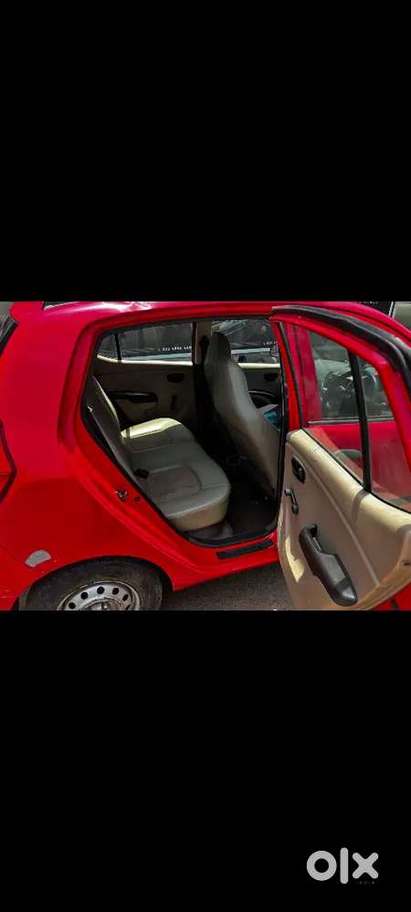 Hyundai I10 2011 Petrol 64700 Km Driven