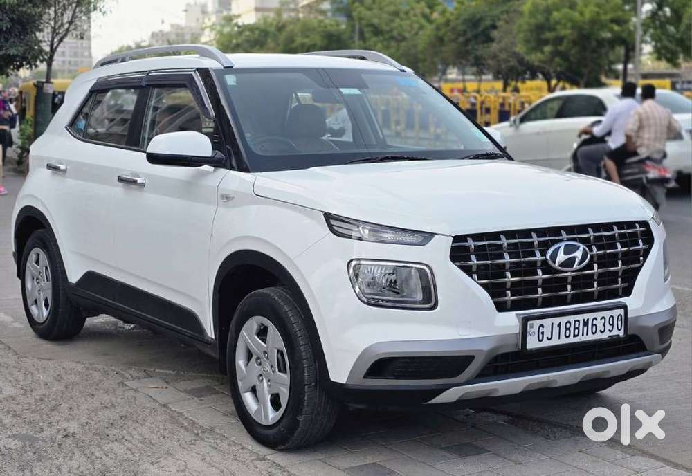 Hyundai Venue S Mt 1.2 Kappa, 2020, Cng & Hybrids