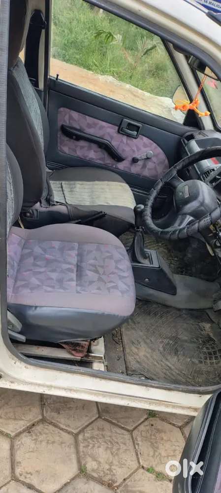 Maruti Suzuki 800 2000 Petrol 886041 Km Driven