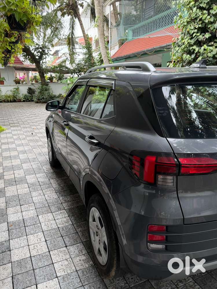 Hyundai Venue 2022 Petrol