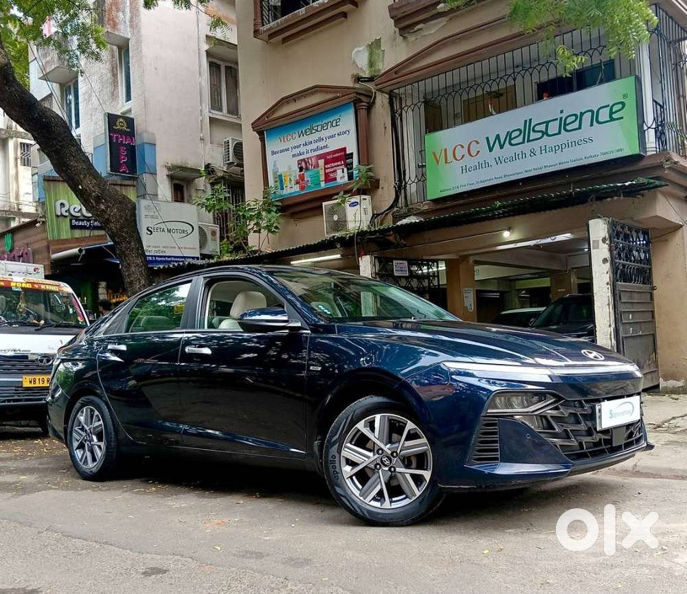 Hyundai Verna 1.5 Sx (o) Ivt, 2024, Petrol