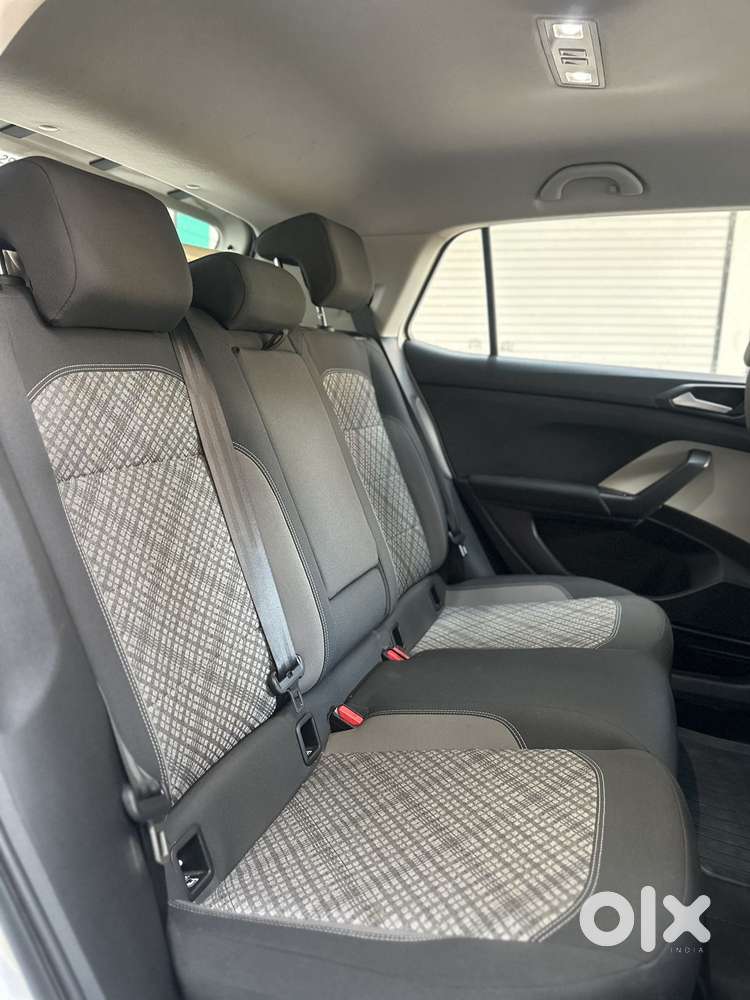 Volkswagen Taigun 1.0 Tsi Highline At, 2023, Petrol