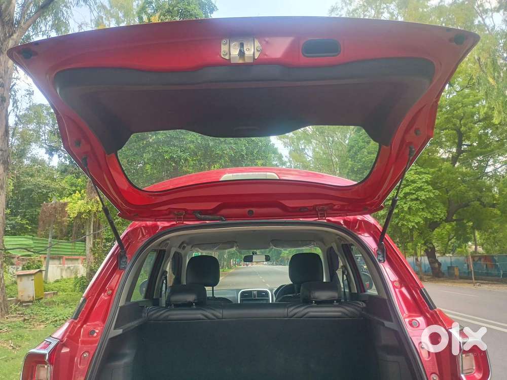 Maruti Suzuki Vitara Brezza 1.5 Vxi, 2020, Petrol