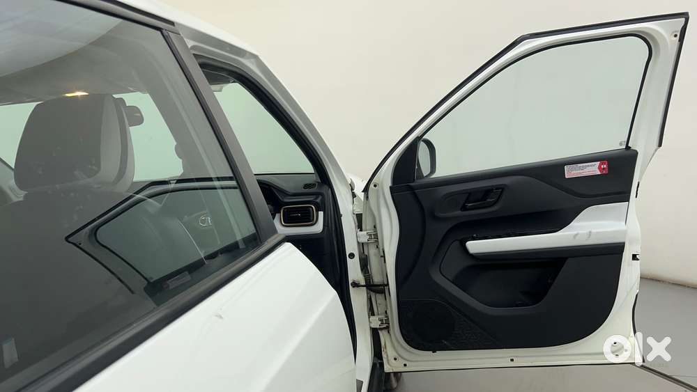 Tata Punch Accomplished Amt, 2023, Petrol