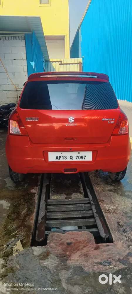 Maruti Suzuki Swift Lxi 2009