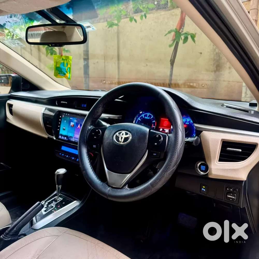 Toyota Corolla Altis, 2014, Petrol