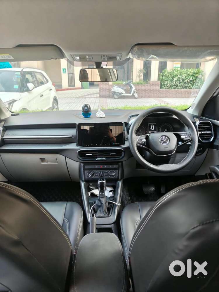 Skoda Kylaq Signature At Petrol