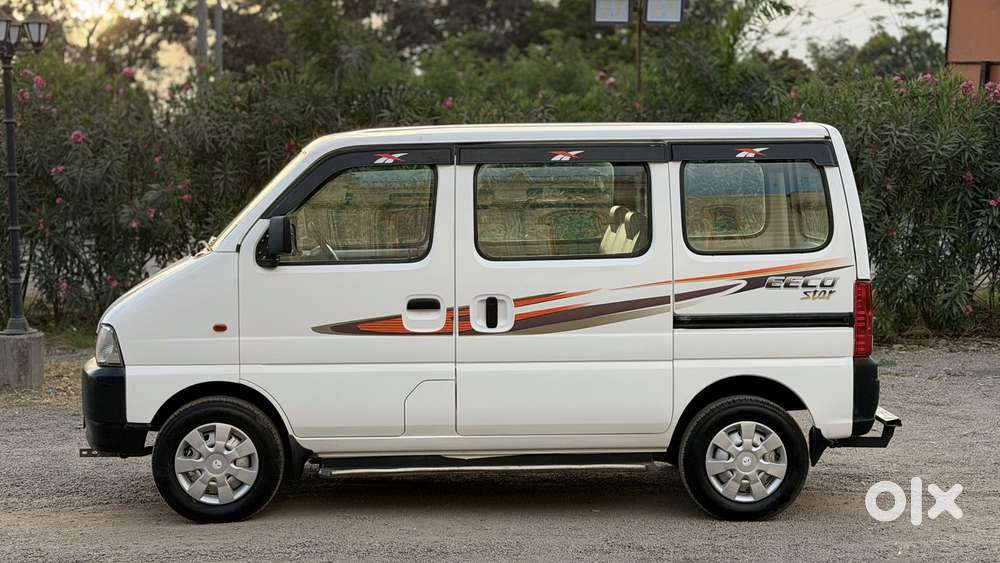 Maruti Suzuki Eeco 5 Str Ac (o), 2017, Cng & Hybrids