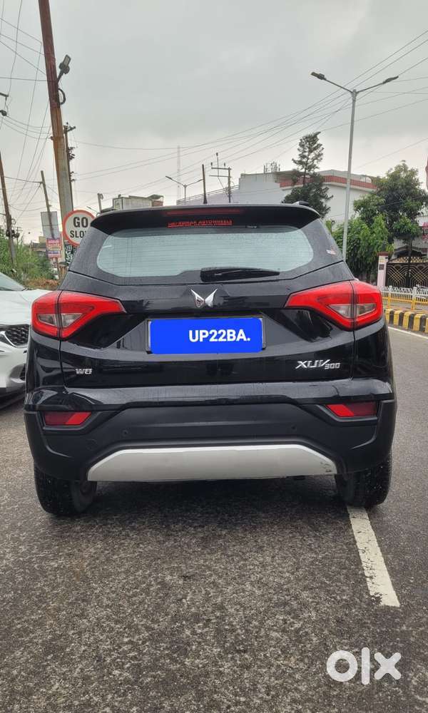 Mahindra Xuv300 W8 Option Diesel, 2023, Diesel