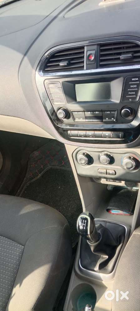 Tata Tiago 1.2 Revotron Xz, 2017, Cng & Hybrids