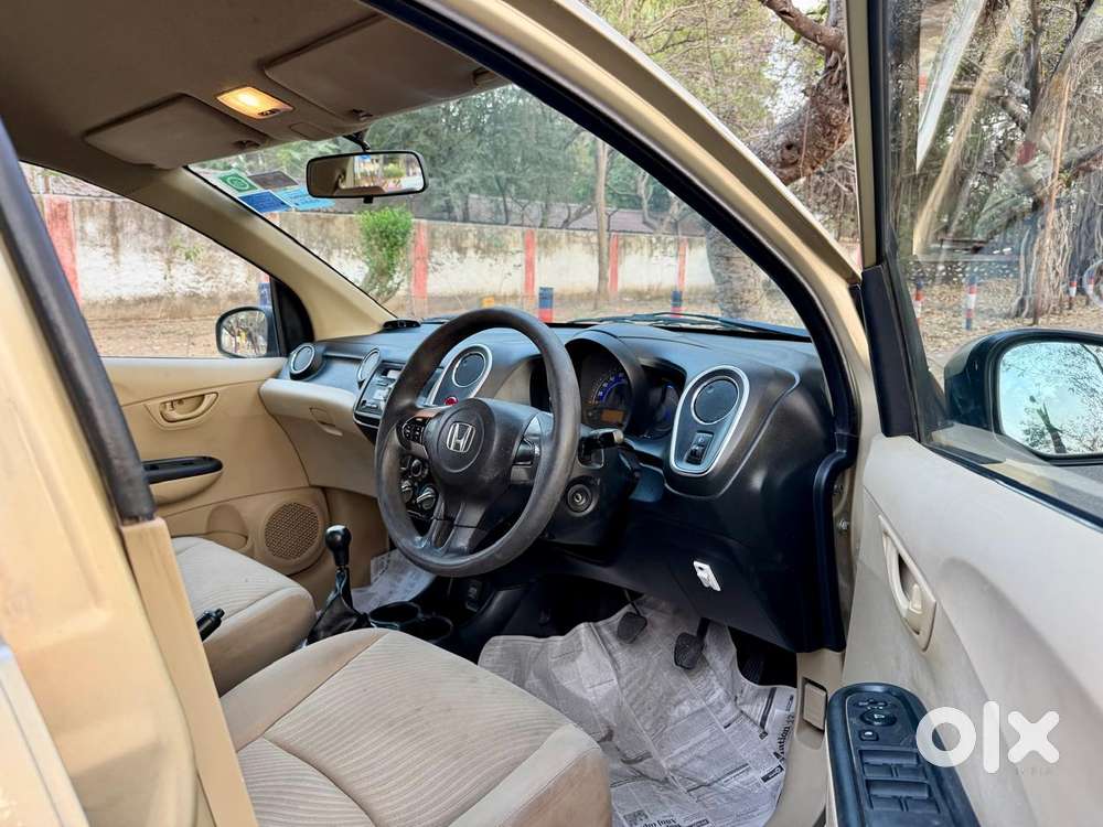 Honda Mobilio, 2014, Petrol