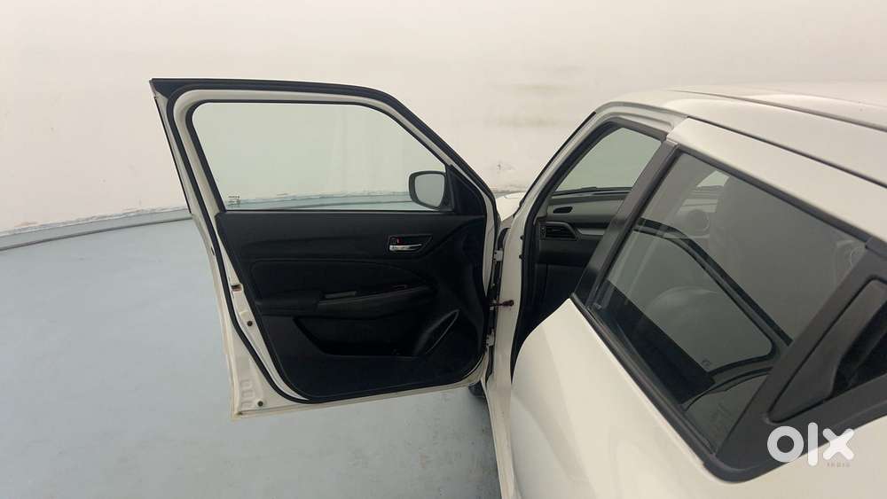Maruti Suzuki Swift Vvt Vxi, 2021, Petrol