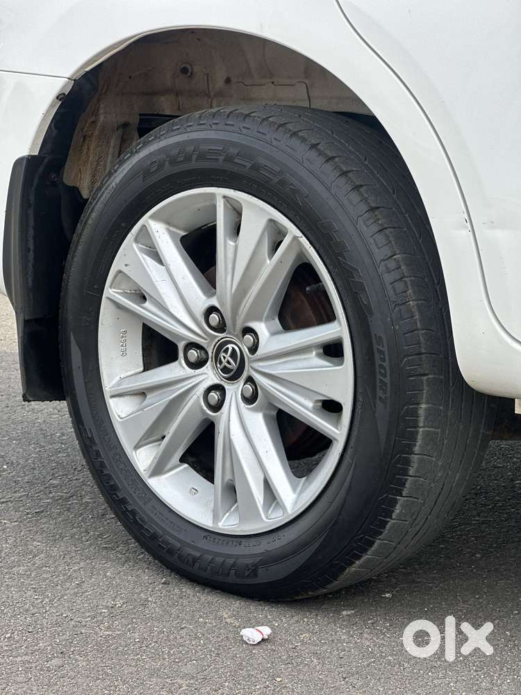Toyota Innova Crysta 2.8z Automatic, 2017, Diesel