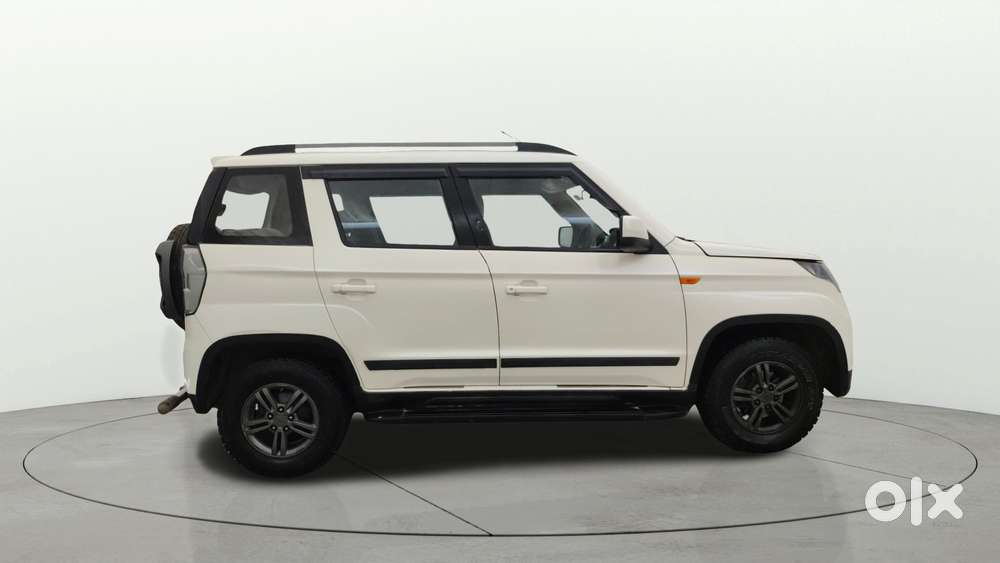 Mahindra Tuv 300 T10, 2019, Diesel