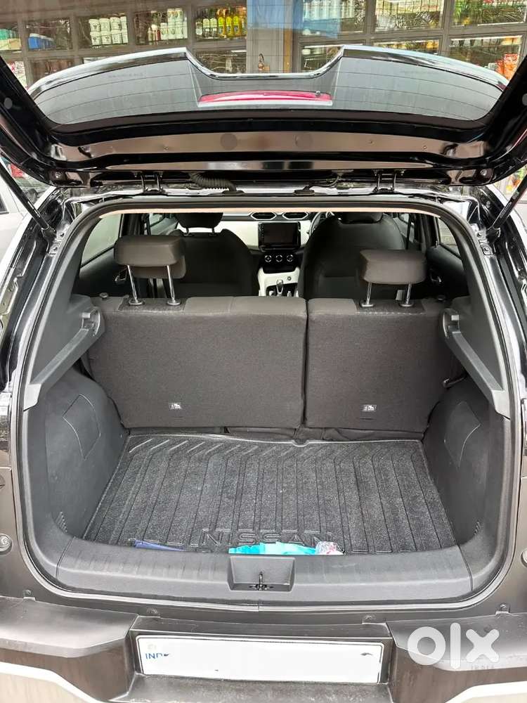 Nissan Magnite Cvt 2025 // Low Run 1 // Yr Old