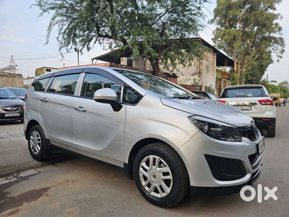Mahindra Marazzo M4, 2019, Diesel