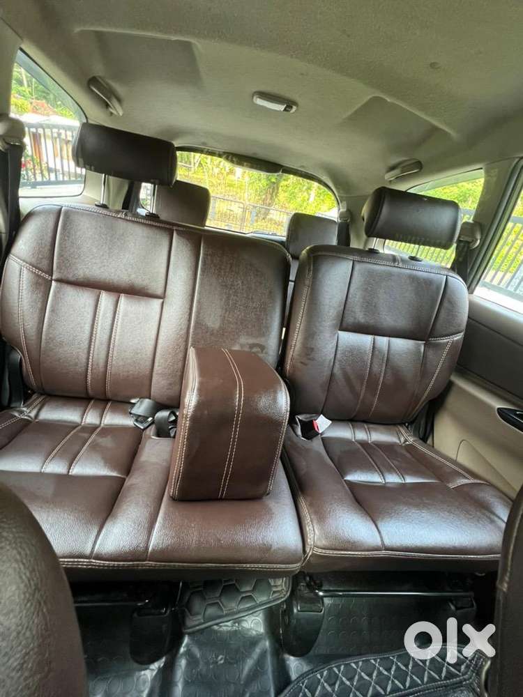 2015 Showroom Condition Innova 8 Seater- Fixed Price